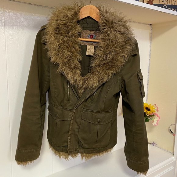 BB Dakota Fur Lined Green button up jacket sz 6 - Picture 2 of 15